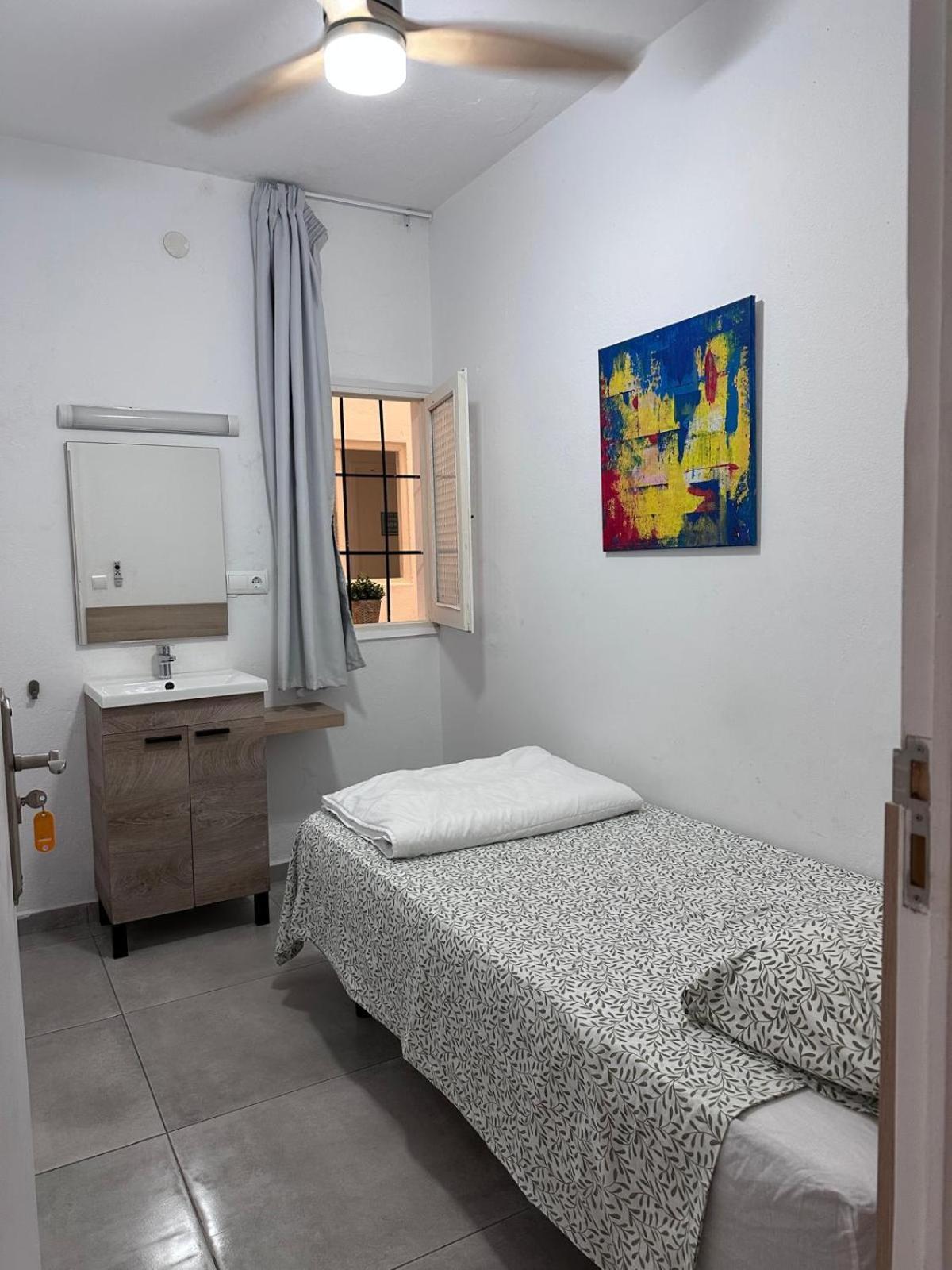 Cisne By Nest Hostel San Antonio  Ngoại thất bức ảnh